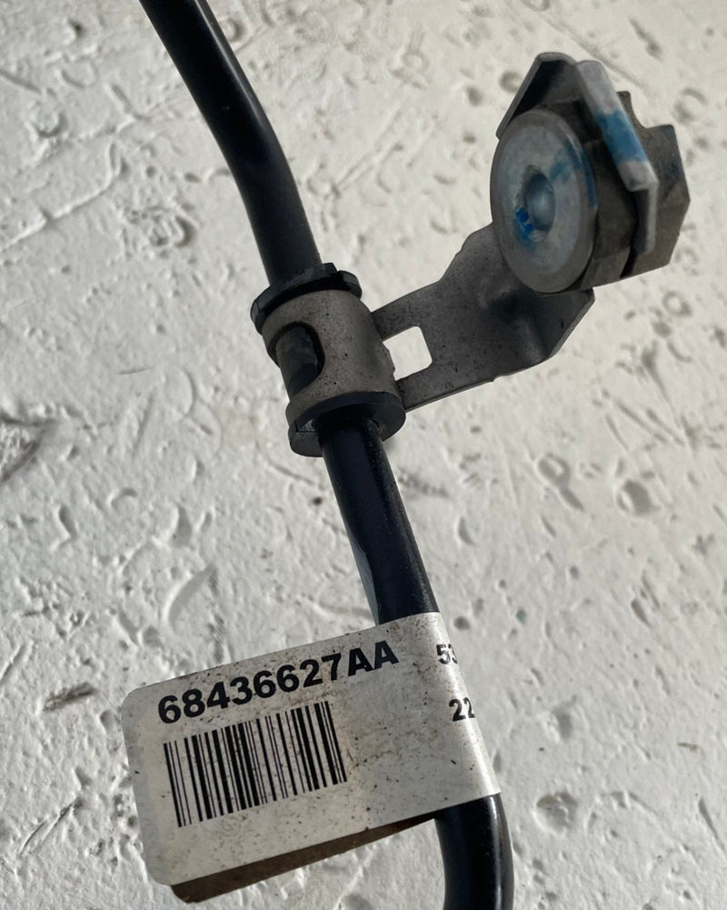 Load image into Gallery viewer, 2020 - 2025 JEEP GLADIATOR POWER STEERING RETURN HOSE TUBE PIPE LINE # 114152