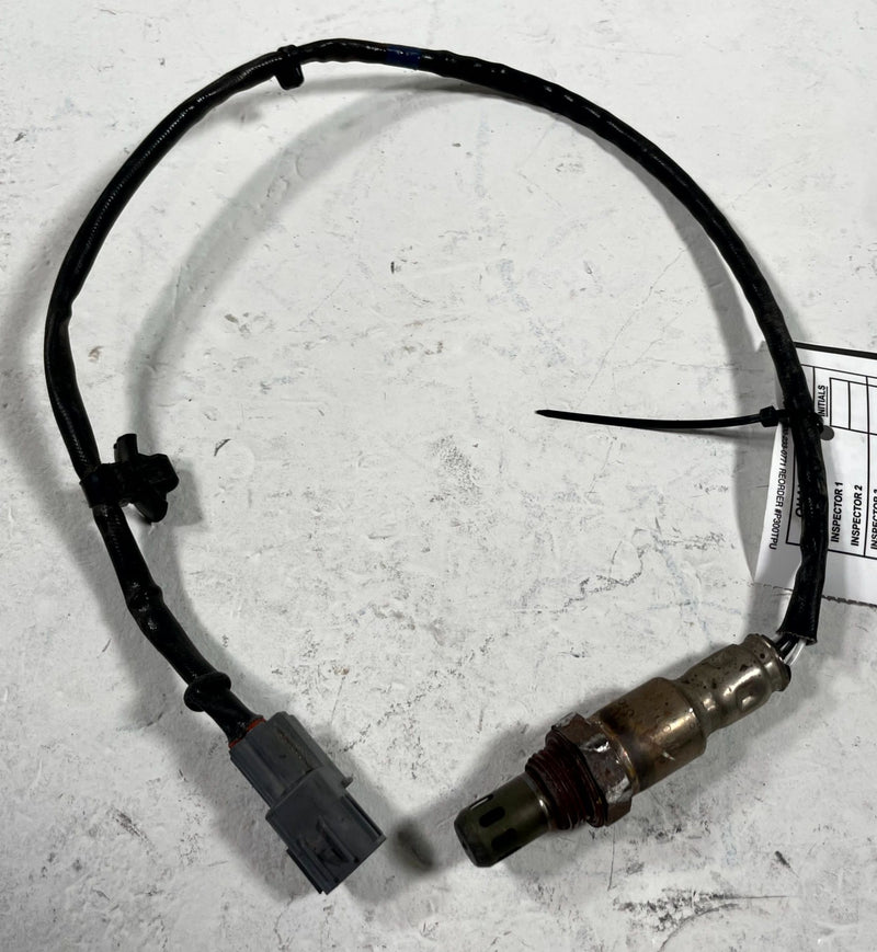 Load image into Gallery viewer, 2020-2025 KIA TELLURIDE REAR RIGHT LOWER EXHAUST LAMBDA O2 OXYGEN SENSOR #112729