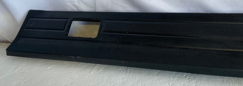 Load image into Gallery viewer, 19-26 CHEVROLET SILVERADO 1500 REAR LEFT PICK UP BOX UPPER MOLDING PANEL #109433