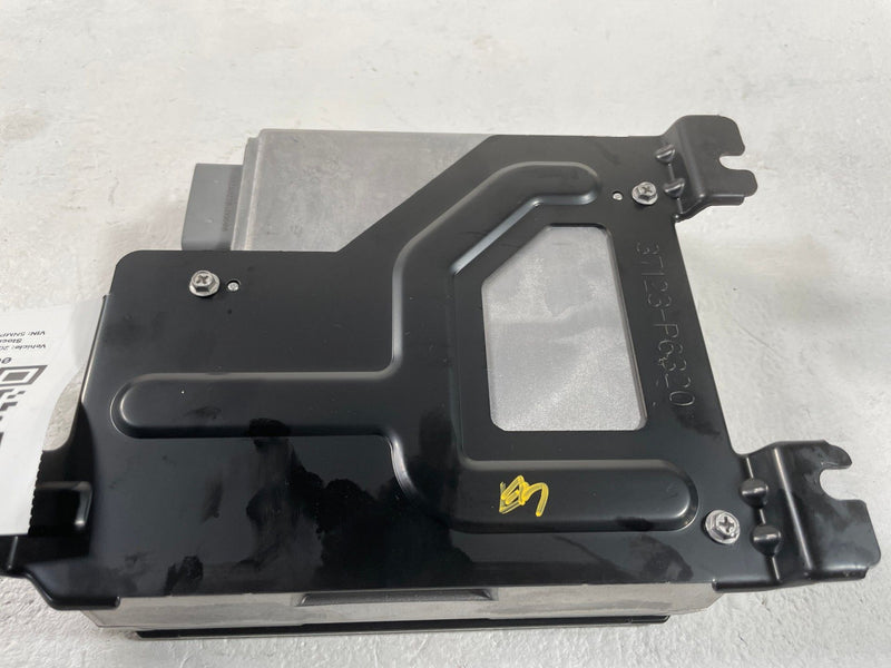 Load image into Gallery viewer, 24-25 HYUNDAI SANTA FE LITHIUM ION BATTERY CONTROL MODULE 37120-R6250 # 108663
