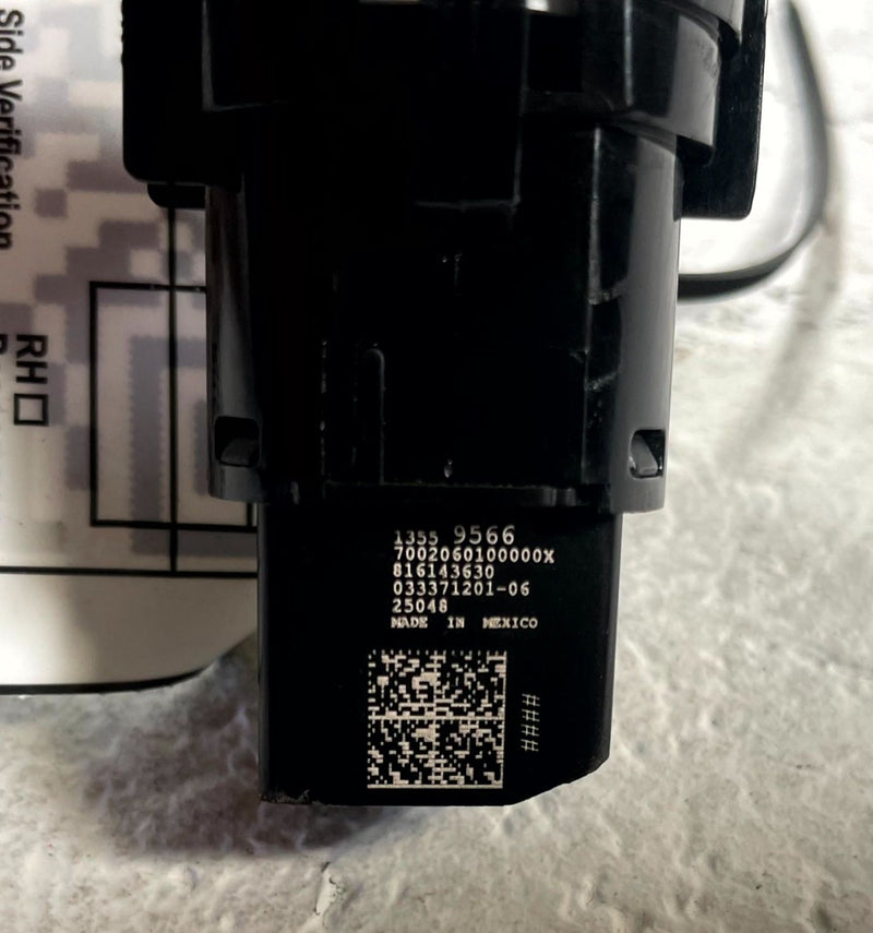 Load image into Gallery viewer, 2025 - 2026 CHEVROLET EQUINOX ENGINE IGNITION START STOP SWITCH BUTTON # 111343