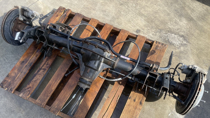 Load image into Gallery viewer, JEEP GLADIATOR 4x4 REAR END AXLE HOUSING DIFFERENTIAL ASSEMBLY 2020-2023 #114205