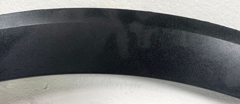 Load image into Gallery viewer, 2020-2025 KIA TELLURIDE REAR RIGHT SIDE FENDER WHEEL ARCH FLARE MOLDING # 112779
