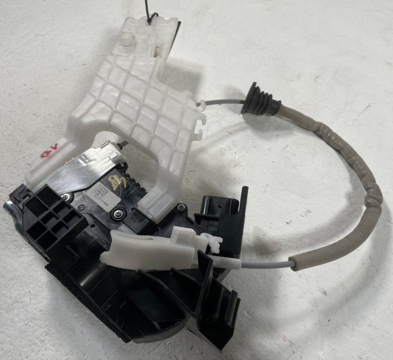 Load image into Gallery viewer, 2024-26 HYUNDAI SANTA FE REAR LEFT DRIVER SIDE DOOR LOCK LATCH ACTUATOR # 108631