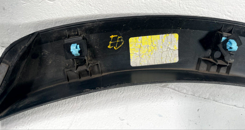 Load image into Gallery viewer, 2020-2025 KIA TELLURIDE REAR RIGHT SIDE FENDER WHEEL ARCH FLARE MOLDING # 112779