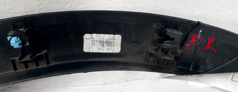 Load image into Gallery viewer, 2020-2025 KIA TELLURIDE REAR RIGHT SIDE FENDER WHEEL ARCH FLARE MOLDING # 112779
