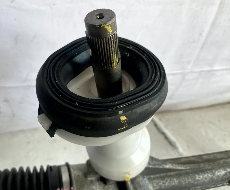 Load image into Gallery viewer, 22-24 HYUNDAI TUCSON ELECTRIC POWER STEERING RACK & PINION 10K MILES 2.5L 107384