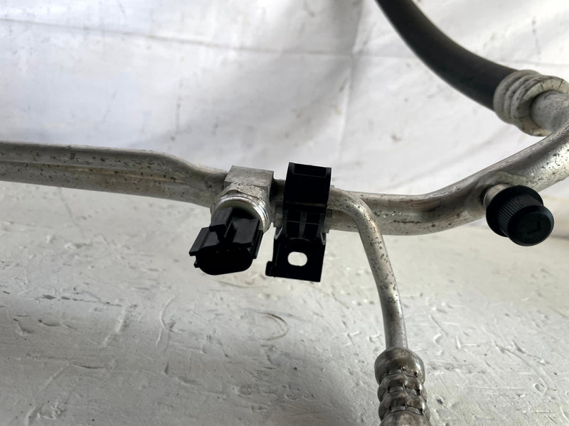 Load image into Gallery viewer, 22-25 HYUNDAI TUCSON AC AIR CONDITIONING SUCTION & LIQUID LINE HOSE TUBE #107385