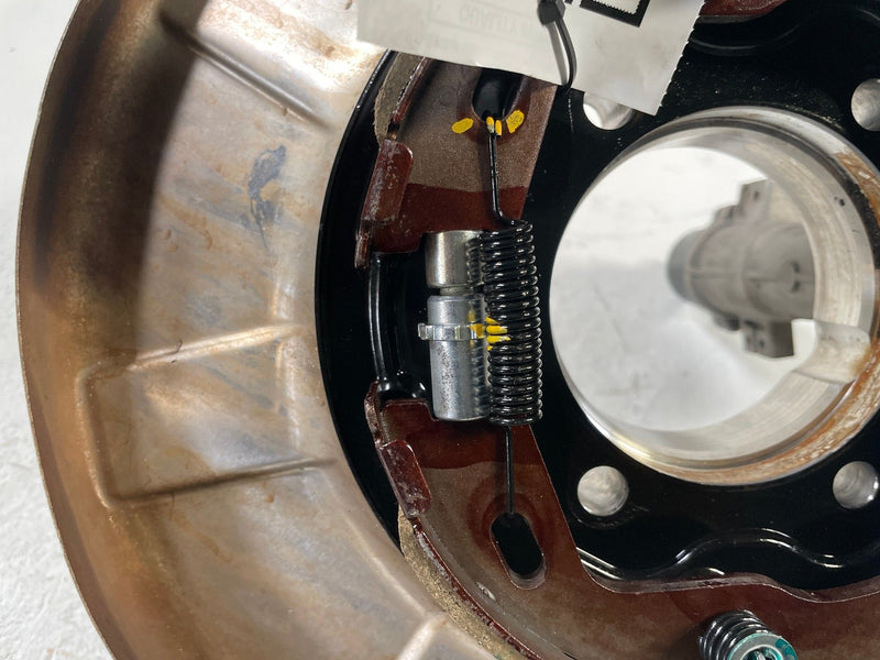 Load image into Gallery viewer, 2019 - 2026 GENESIS G70 REAR RIGHT PASSENGER SIDE SPINDLE KNUCKLE & HUB # 110027