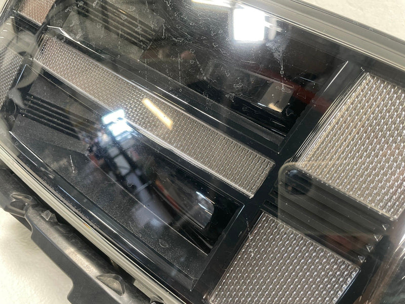 Load image into Gallery viewer, 2024-2025 HYUNDAI SANTA FE FRONT LEFT DRIVER SIDE HEADLIGHT HEAD LIGHT # 108709