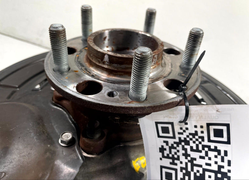 Load image into Gallery viewer, 2020-2025 KIA TELLURIDE AWD FRONT RIGHT STEERING SPINDLE KNUCKLE W/ HUB # 112781