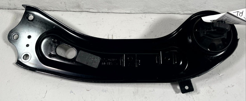 Load image into Gallery viewer, 2020-2025 KIA TELLURIDE AWD FRONT RIGHT STEERING SPINDLE KNUCKLE W/ HUB # 112785