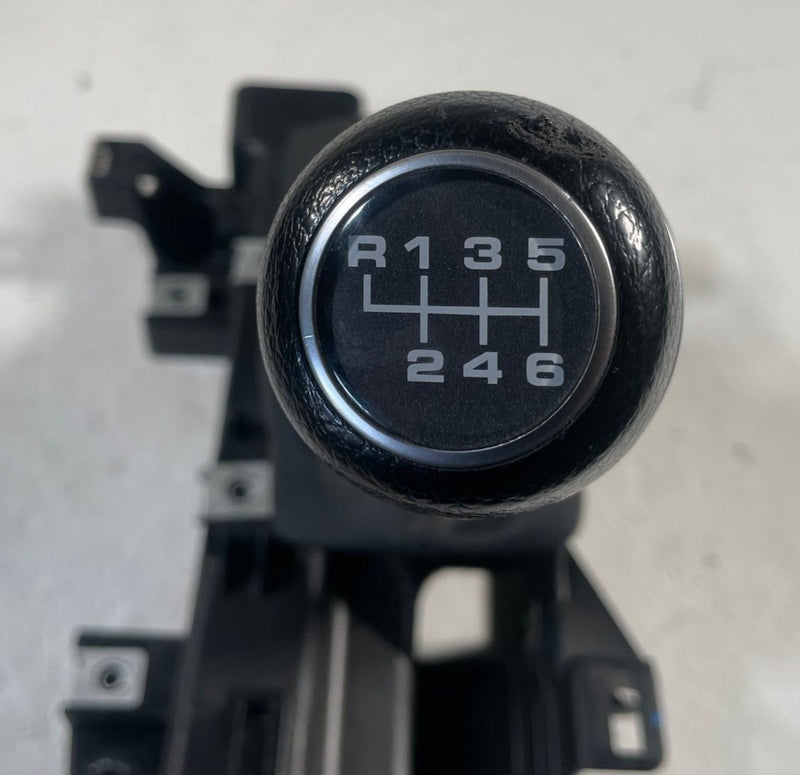 Load image into Gallery viewer, 2020 - 2023 JEEP GLADIATOR MANUAL TRANSMISSION SHIFTER ASSEMBLY 3.6L # 114168