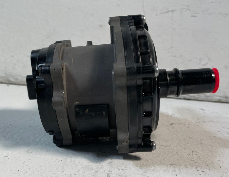 Load image into Gallery viewer, 2022-2024 HYUNDAI IONIQ 5 AWD ENGINE MOTOR AUXILIARY WATER COOLANT PUMP # 107239