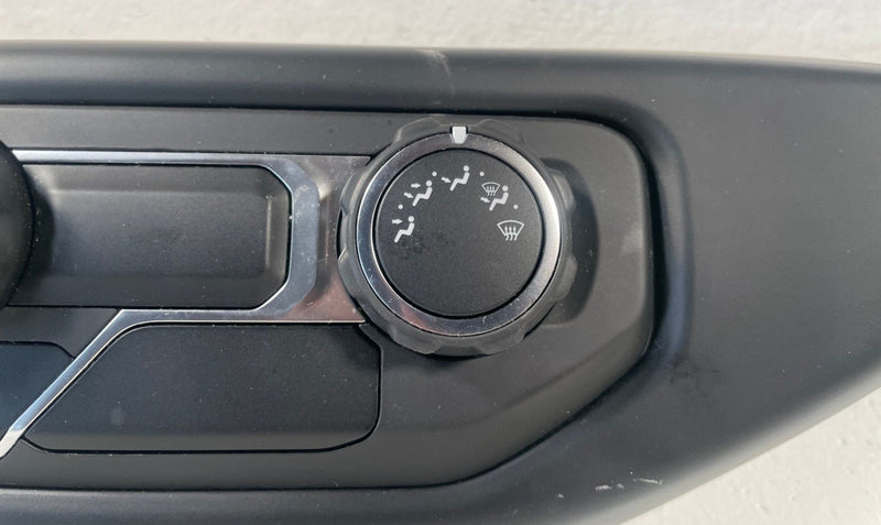 Load image into Gallery viewer, 2021 - 2023 JEEP GLADIATOR HVAC A/C HEATER CLIMATE CONTROL SWITCH PANEL # 114175