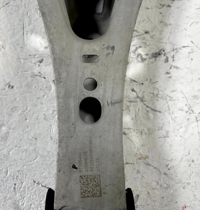 Load image into Gallery viewer, 21-26 CHEVROLET EQUINOX REAR RIGHT SIDE LOWER CONTROL ARM SPRING PERCH 111358