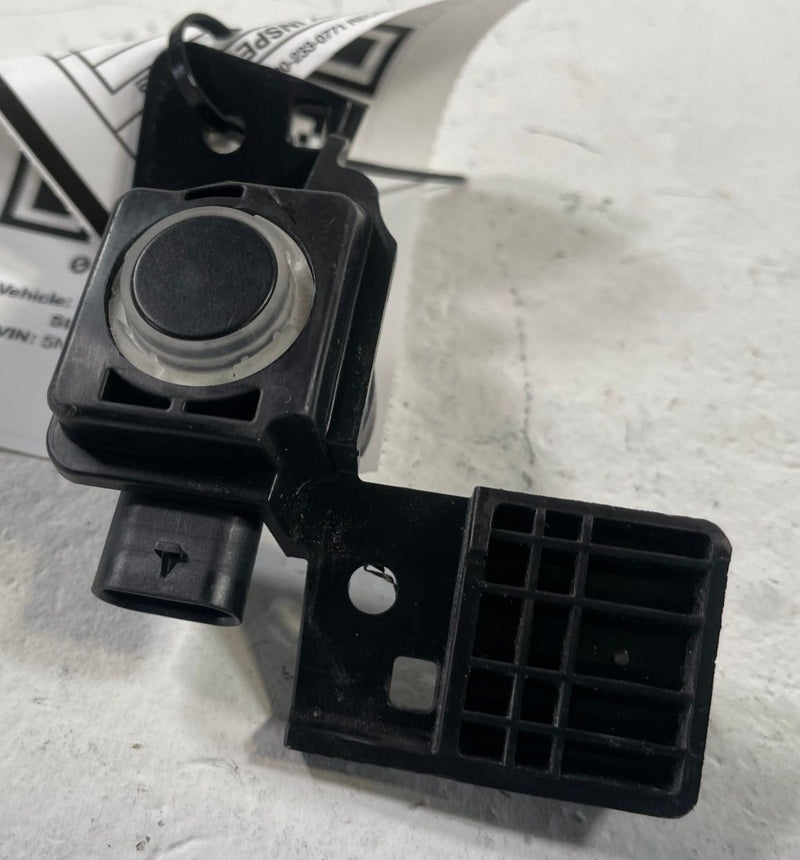 Load image into Gallery viewer, 2024 - 2026 HYUNDAI SANTA FE REAR PARK PARKING ASSIST RADAR SENSOR # 112816