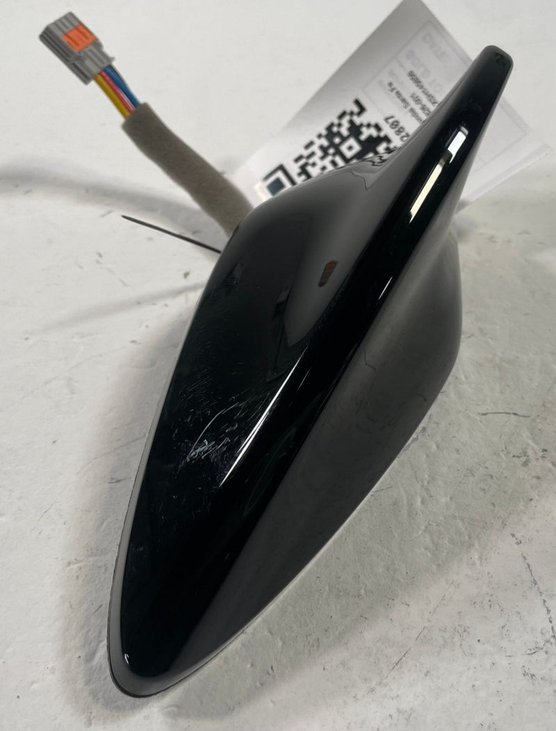 Load image into Gallery viewer, 2024 - 2026 HYUNDAI SANTA FE EXTERIOR SHARK ROOF FIN RADIO ANTENA BLACK # 112807