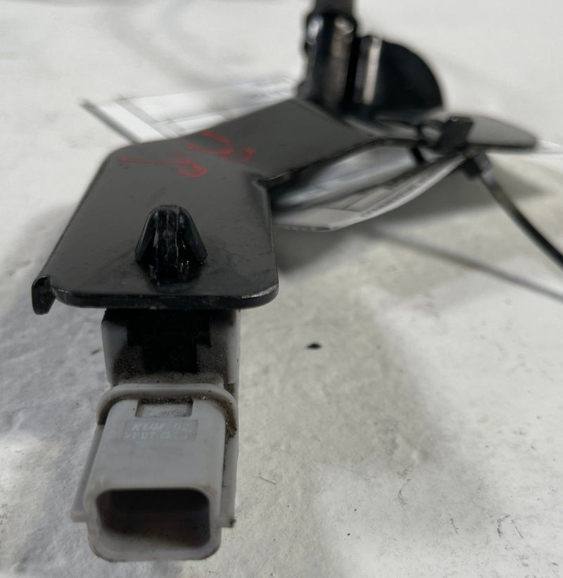 Load image into Gallery viewer, 2021-23 KIA SORENTO FWD REAR RIGHT SIDE ABS WHEEL SPEED SENSOR WIRE 2.5L #110082
