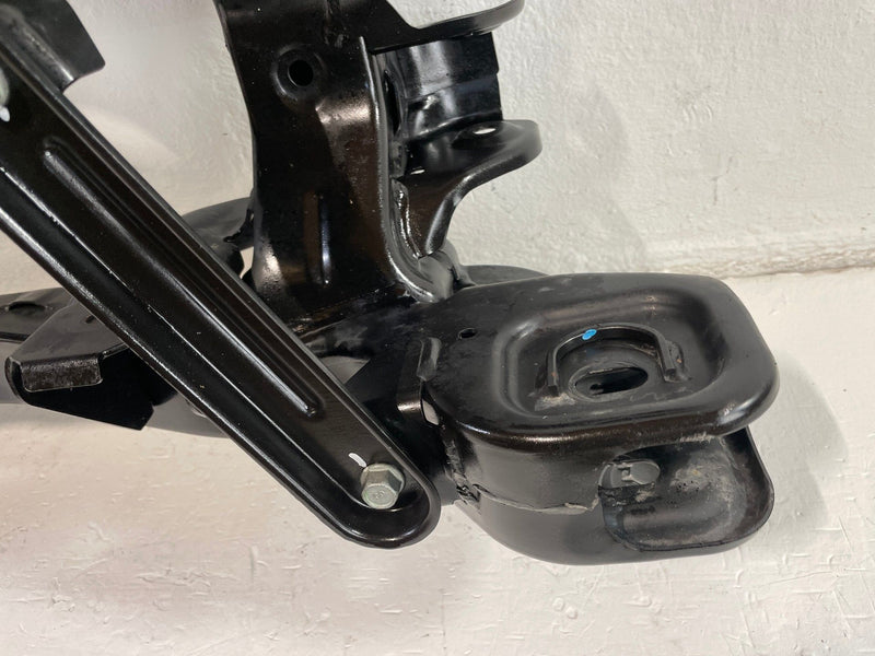 Load image into Gallery viewer, 20-25 HYUNDAI PALISADE FWD REAR SUSPENSION SUBFRAME CROSSMEMBER CRADLE # 105197