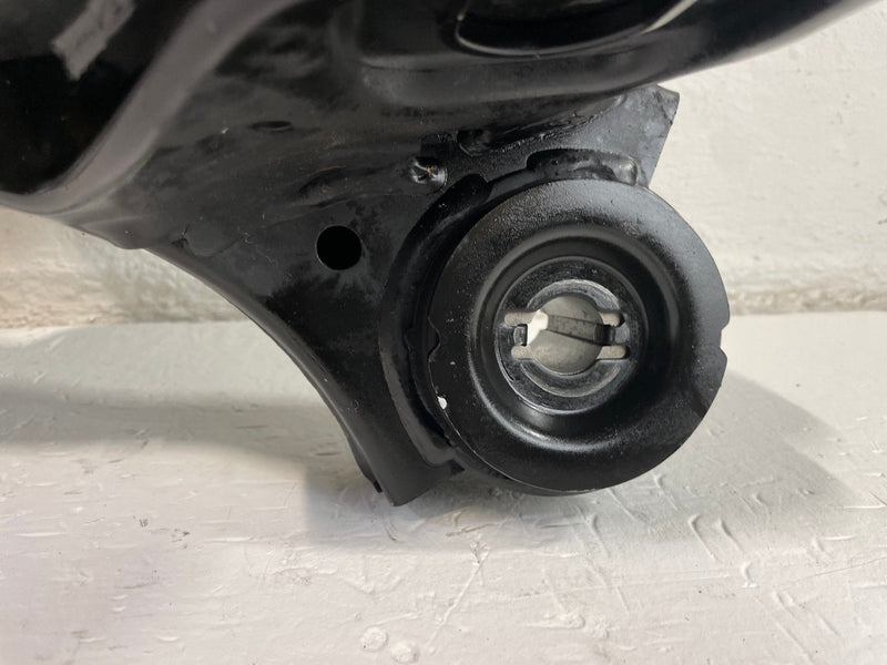 Load image into Gallery viewer, 20-25 HYUNDAI PALISADE FWD REAR SUSPENSION SUBFRAME CROSSMEMBER CRADLE # 105197