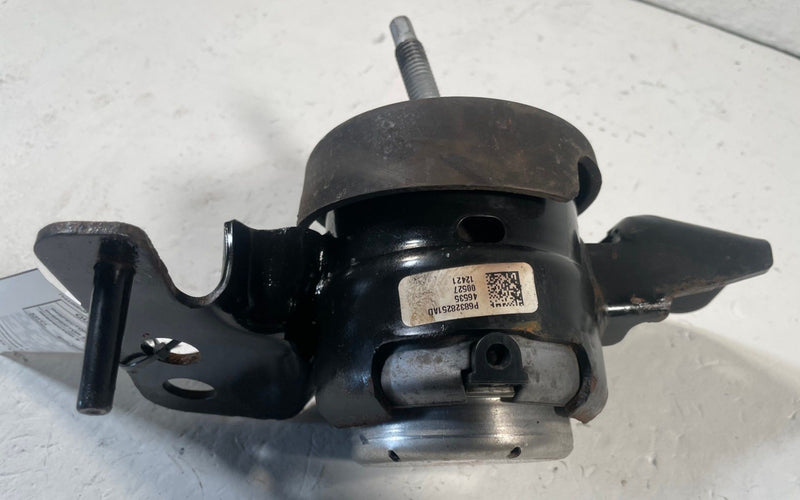 Load image into Gallery viewer, 2020 - 2026 JEEP GLADIATOR FRONT LEFT SIDE ENGINE MOUNT ISOLATOR 3.6L # 114140