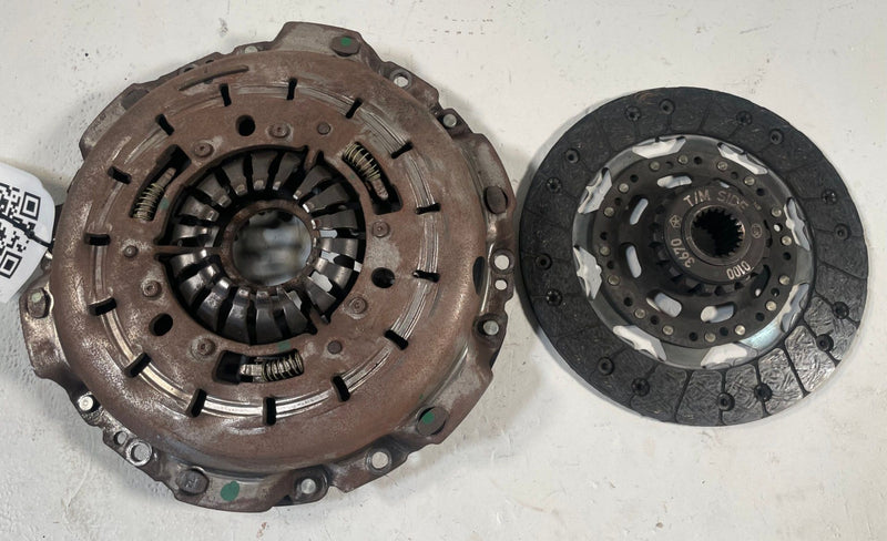 Load image into Gallery viewer, 2020 - 2024 JEEP GLADIATOR PRESSURE PLATE AND DISC CLUTCH KIT 68273845AD #114167