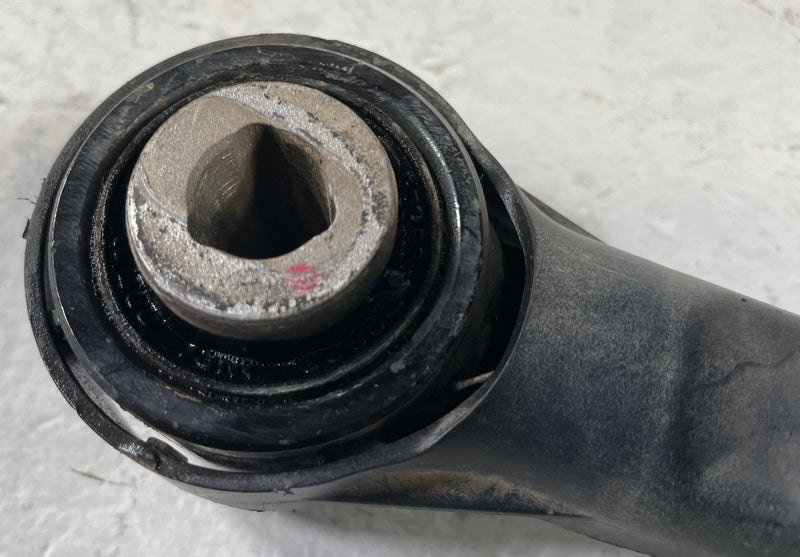 Load image into Gallery viewer, 2021-2025 KIA SORENTO REAR LEFT OR RIGHT SIDE LOWER LATERAL CONTROL ARM # 110084