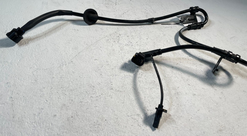 Load image into Gallery viewer, 2022-2025 HYUNDAI IONIQ 5 REAR LEFT DRIVER SIDE ABS WHEEL SPEED SENSOR # 107246