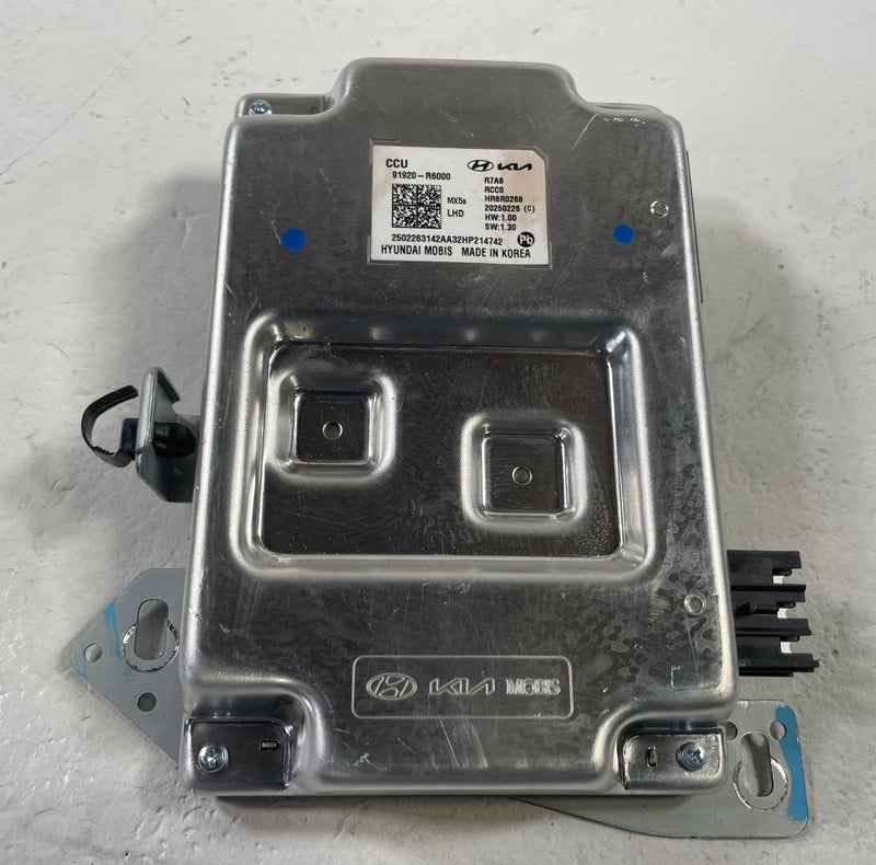 Load image into Gallery viewer, 24-26 HYUNDAI SANTA FE CENTRAL COMMUNICATION COMPUTER CONTROL MODULE CCU #112814