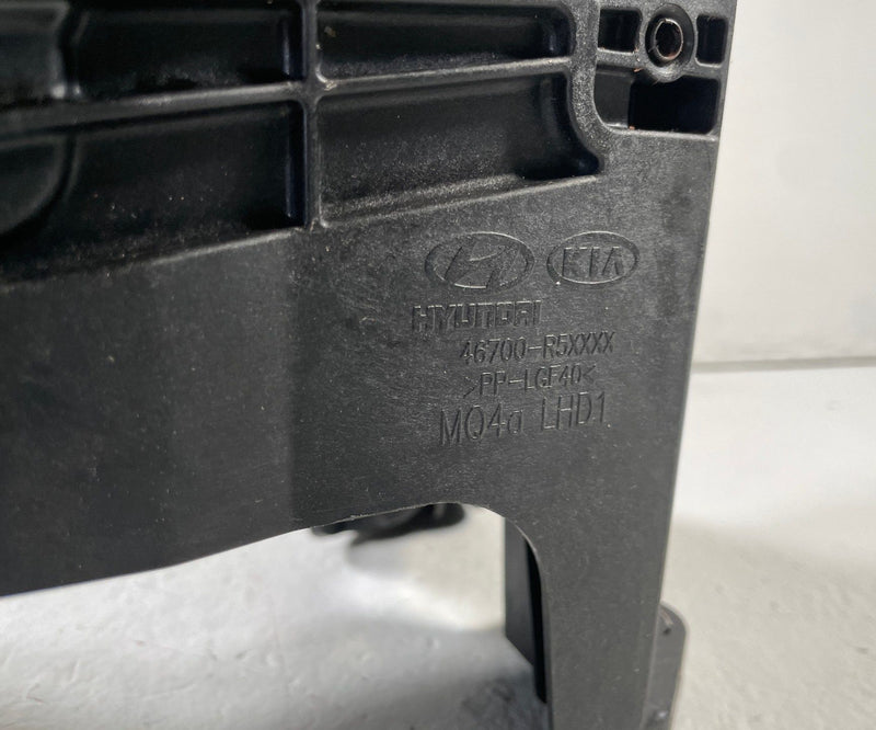 Load image into Gallery viewer, 2021-2025 KIA SORENTO CENTER CONSOLE GEAR KNOB SHIFTER SELECTOR LEVER # 110120