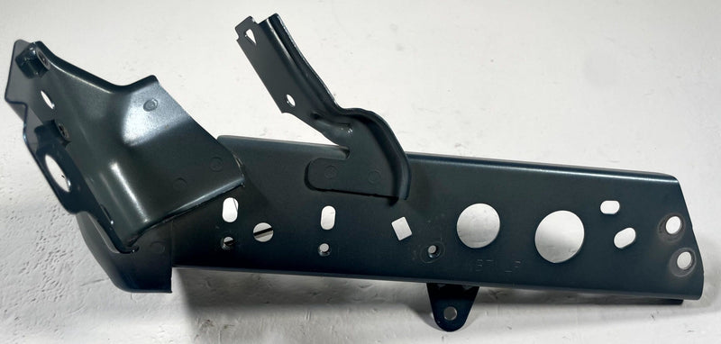 Load image into Gallery viewer, 17-25 MAZDA CX-5 FRONT RIGHT SIDE FENDER LOWER MOUNT SUPPORT BRACKET BLUE 111157