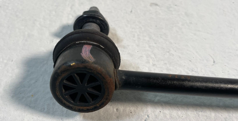 Load image into Gallery viewer, 22-25 HYUNDAI TUCSON FRONT LEFT OR RIGHT STABILIZER SWAY BAR END LINK # 107329