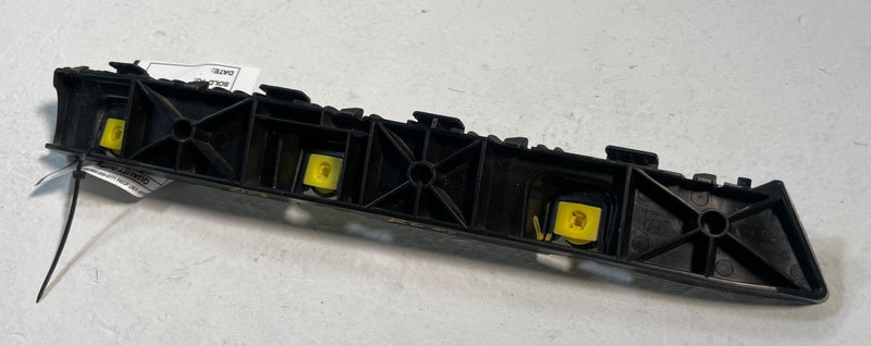 Load image into Gallery viewer, 2022-2025 HYUNDAI TUCSON REAR LEFT SIDE BUMPER MOUNT SUPPORT BRACKET # 107325