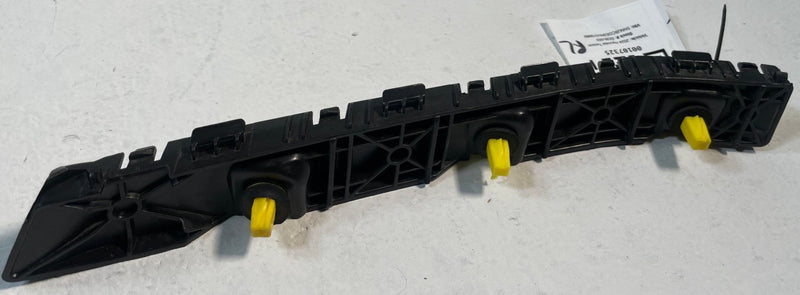 Load image into Gallery viewer, 2022-2025 HYUNDAI TUCSON REAR LEFT SIDE BUMPER MOUNT SUPPORT BRACKET # 107325