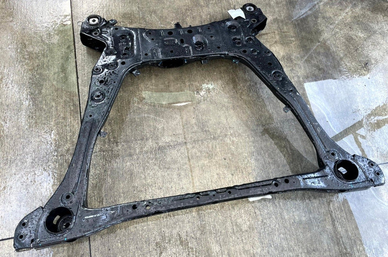 Load image into Gallery viewer, 22-26 HYUNDAI TUCSON FWD FRONT SUBFRAME UNDERCARRIAGE CROSSMEMBER CRADLE #112042