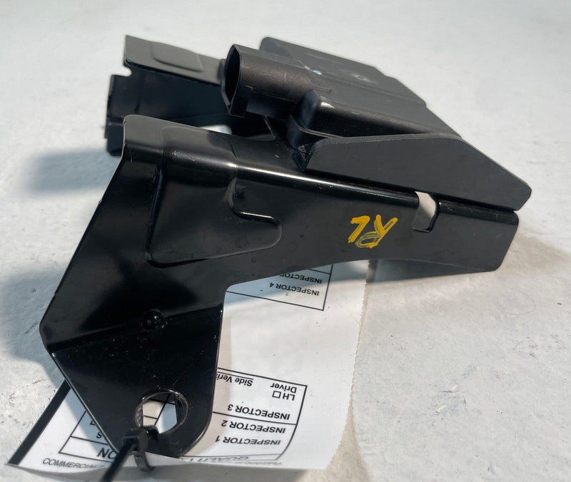 Load image into Gallery viewer, 22-24 HYUNDAI TUCSON REAR LEFT BLIND SPOT RADAR MODULE SENSOR W/ BRACKET 107 (1)