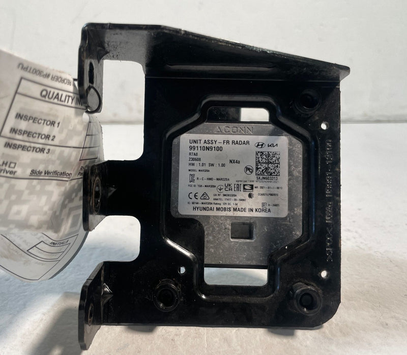 Load image into Gallery viewer, 2022-2024 HYUNDAI TUCSON FRONT BLIND SPOT DISTANCE RADAR SENSOR MODULE # 107357