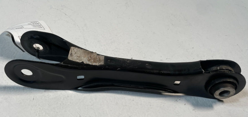 Load image into Gallery viewer, 2022-2025 HYUNDAI TUCSON AWD REAR LEFT DRIVER SIDE LATERAL CONTROL ARM # 107323