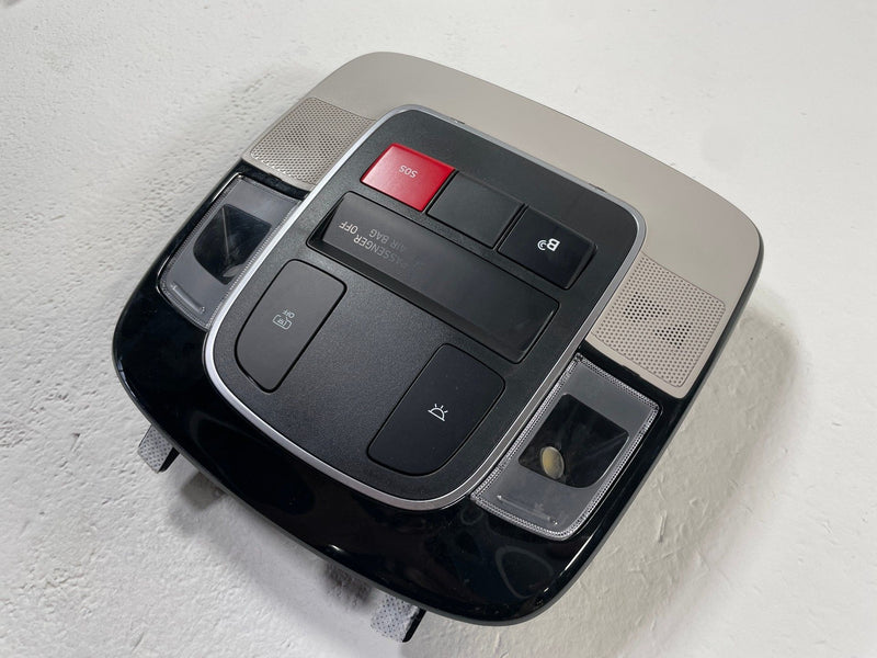 Load image into Gallery viewer, 2025-2026 HYUNDAI TUCSON ROOF OVERHEAD CONSOLE DOME LIGHT LAMP SWITCH # 110169