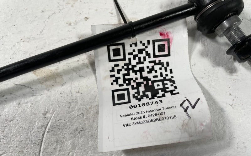 Load image into Gallery viewer, 22-25 HYUNDAI TUCSON FRONT LEFT OR RIGHT STABILIZER SWAY BAR END LINK # 108743