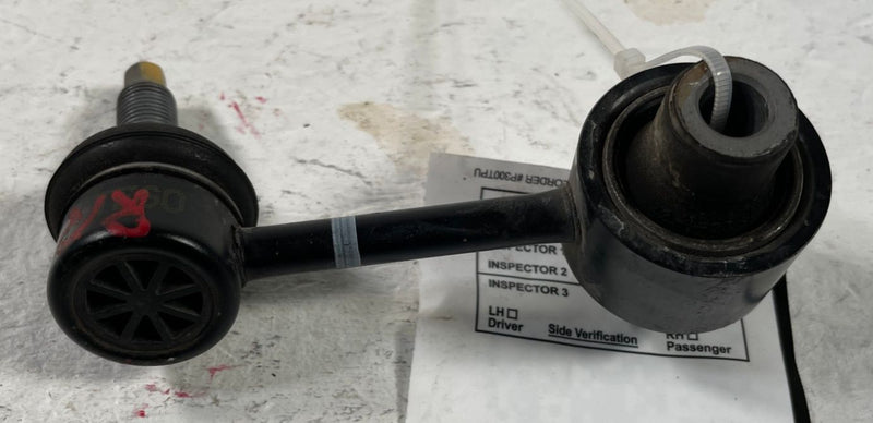 Load image into Gallery viewer, 22-25 HYUNDAI TUCSON REAR RIGHT STABILIZER SWAY ANTI ROLL BAR END LINK # 108737