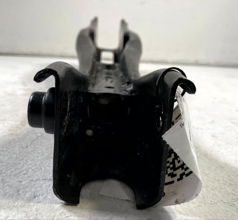 Load image into Gallery viewer, 2019 - 2025 HONDA PASSPORT REAR RIGHT SIDE SUSPENSION LOWER CONTROL ARM # 107473