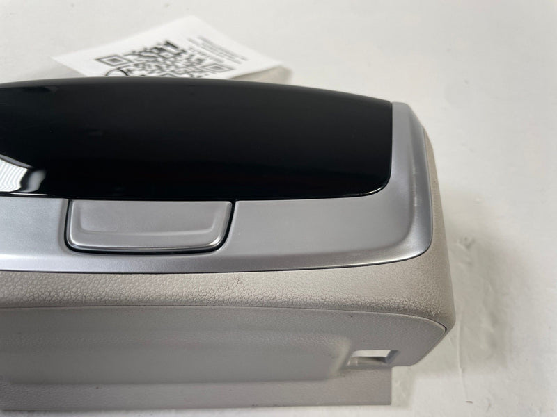 Load image into Gallery viewer, 2025-2026 HYUNDAI TUCSON CENTER CONSOLE STORAGE LID LOCK LATCH OPENER # 110171