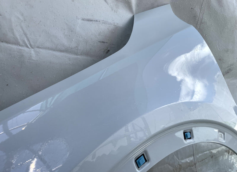 Load image into Gallery viewer, KIA TELLURIDE FRONT LEFT DRIVER SIDE FENDER ASSEMBLY WHITE (GWP) 20-25 # 114382