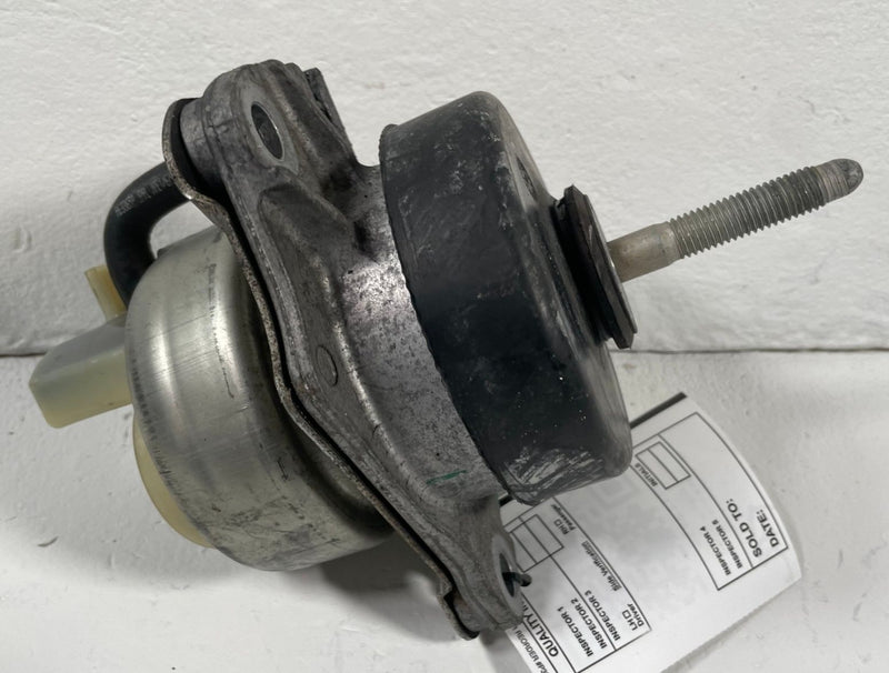 Load image into Gallery viewer, 2015 - 2021 FORD MUSTANG FRONT RIGHT SIDE ENGINE MOUNT INSULATOR 2.3L # 112934