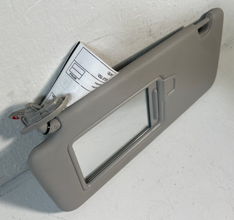 Load image into Gallery viewer, 2022-25 HYUNDAI TUCSON FRONT LEFT DRIVER SIDE SUNVISOR SUN VISOR GRAY # 107320