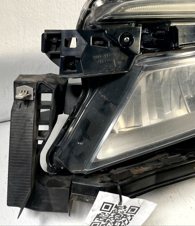 Load image into Gallery viewer, 2019-2022 HONDA PASSPORT PILOT FRONT LEFT DRIVER HEADLIGHT HEADLAMP # 107456