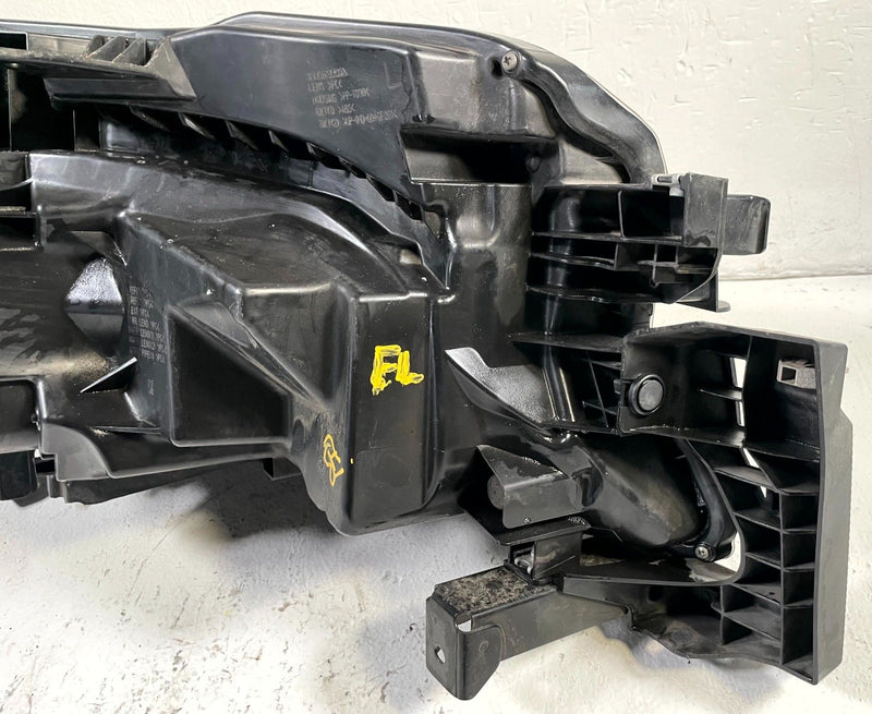 Load image into Gallery viewer, 2019-2022 HONDA PASSPORT PILOT FRONT LEFT DRIVER HEADLIGHT HEADLAMP # 107456