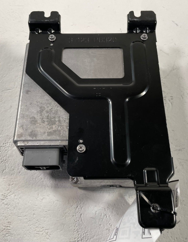 Load image into Gallery viewer, 24-26 HYUNDAI SANTA FE LITHIUM ION BATTERY CONTROL MODULE UNIT 12V 19AH # 112072